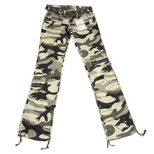 VTG Y2K Younique Green Black 1 Low Rise Camo Cargo Multifunctional Pant NWT